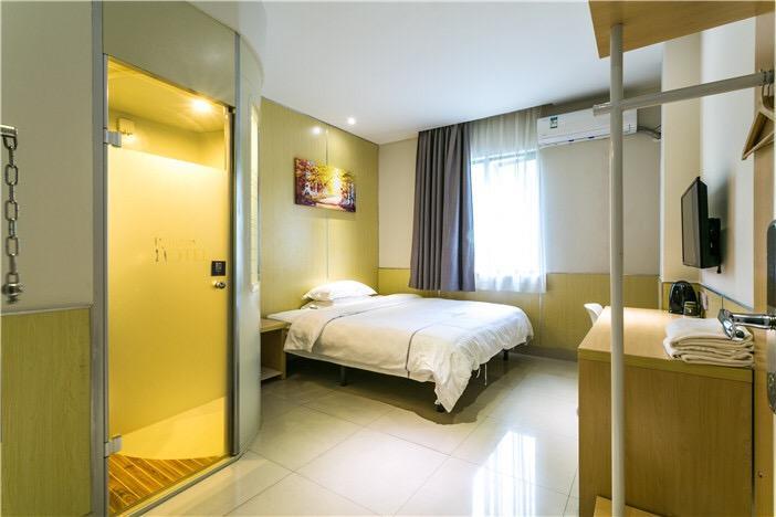 100 Inn Plus Pudong Airport Hotel 上海 外观 照片