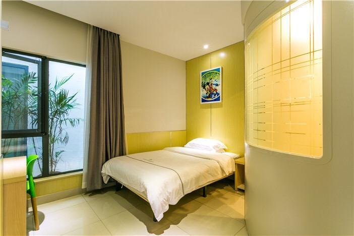 100 Inn Plus Pudong Airport Hotel 上海 外观 照片